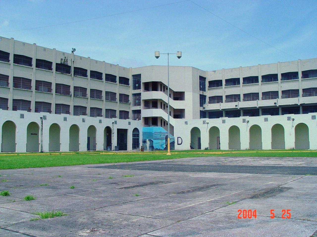 Antigua Penitenciaría Estatal de Río Piedras - Oso Blanco - San Juan (Río Piedras) - 2004 00100